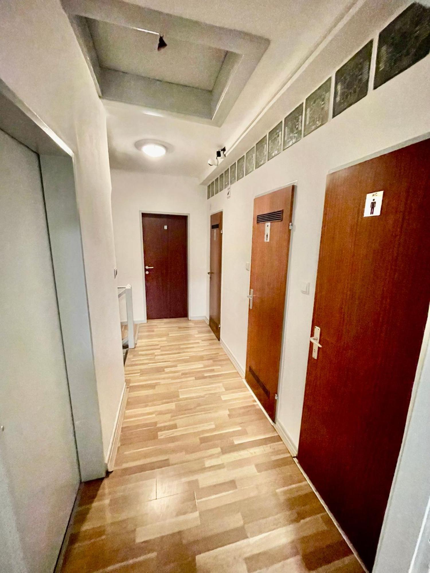 Albergue Adelin Viena Exterior foto
